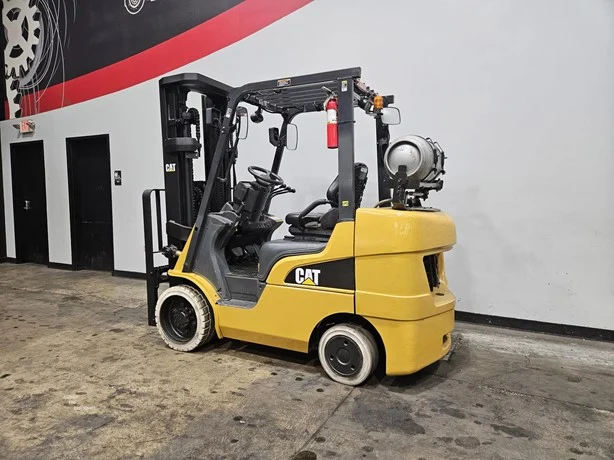 2022 Caterpillar 2C6000 Forklift 3ton Capacity - Image 2