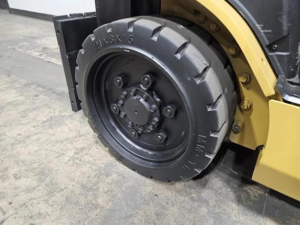 2019 Caterpillar 2C500 3 Way Hydraulics 2.5Ton - Image 19